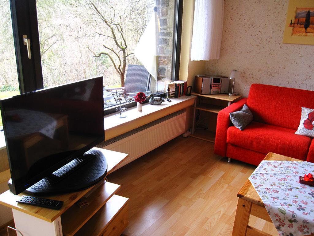 Ferienwohnung Kleinschmidt Heimbach Dış mekan fotoğraf